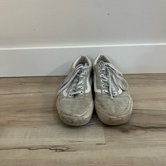 There vans, size 6.5 US women’s, gray. - Picture 6 of 7